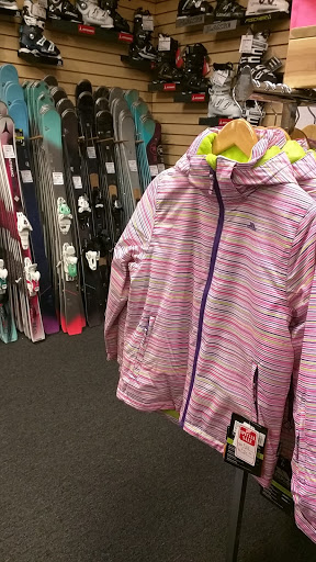 Ski Shop «Pro-Fit Ski & Mountain Sports», reviews and photos, 34 Catoctin Cir SE, Leesburg, VA 20175, USA