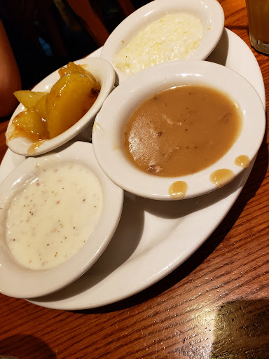 American Restaurant «Cracker Barrel Old Country Store», reviews and photos, 1520 E Hwy 50, Clermont, FL 34711, USA