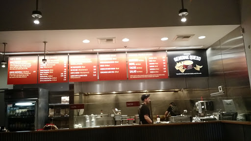 Mexican Restaurant «Chipotle Mexican Grill», reviews and photos, 775 NW Gilman Blvd, Issaquah, WA 98027, USA