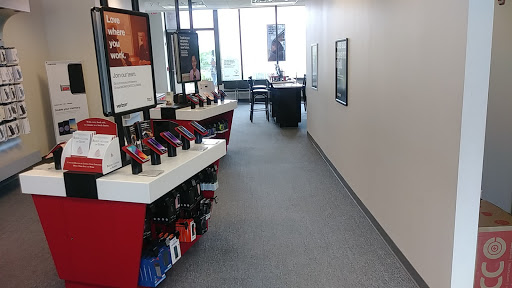 Cell Phone Store «Verizon Authorized Retailer, TCC», reviews and photos, 136 N Northwest Hwy, Park Ridge, IL 60068, USA
