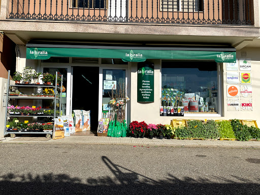 Agrícola Coruto - Agro Labralia A Guarda - Piensos Coruto en Salcidos, Pontevedra
