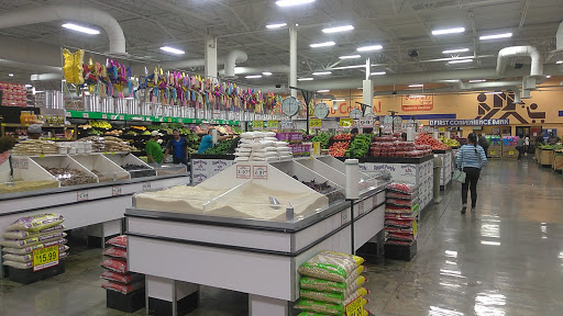 Grocery Store «El Super», reviews and photos, 703 N Zaragoza Rd, El Paso, TX 79907, USA