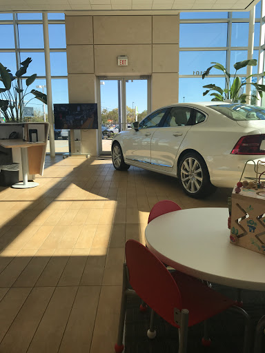 Volvo Dealer «All Star Volvo Cars of Baton Rouge», reviews and photos, 10101 Coursey Blvd, Baton Rouge, LA 70816, USA