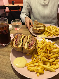 Frite du Restauration rapide Lazy Suzy - Smoked BBQ Burger Tours - n°15