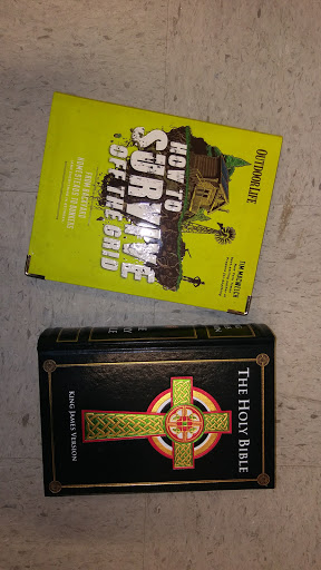 Home Goods Store «Tuesday Morning», reviews and photos, 1406 N Loop 336 W, Conroe, TX 77304, USA