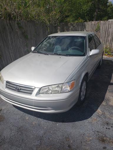 Used Car Dealer «Donny Mills Auto Sales», reviews and photos, 450 E Bay Dr, Largo, FL 33770, USA