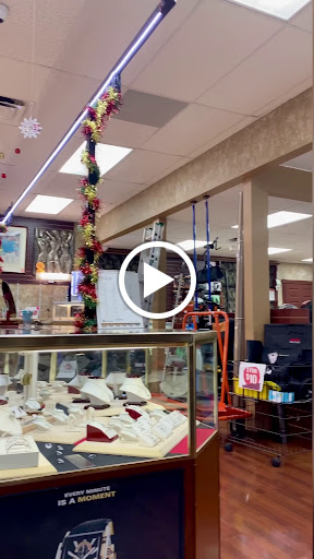 Pawn Shop «Pine Ridge Pawn & Jewelry», reviews and photos, 2033 Pine Ridge Rd #4, Naples, FL 34109, USA