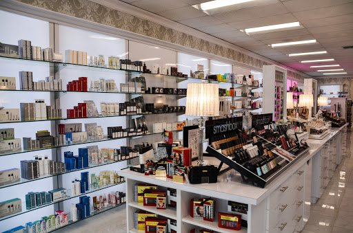 Beauty Supply Store «Planet Beauty Manhattan Beach», reviews and photos, 1590 Rosecrans Ave G, Manhattan Beach, CA 90266, USA