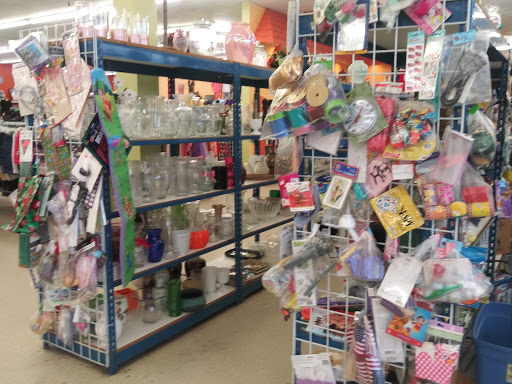 Thrift Store «Family Thrift Store», reviews and photos, 2012 W Newport Pike, Wilmington, DE 19804, USA