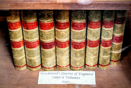 Used Book Store «B Street Books», reviews and photos, 301 S B St, San Mateo, CA 94401, USA