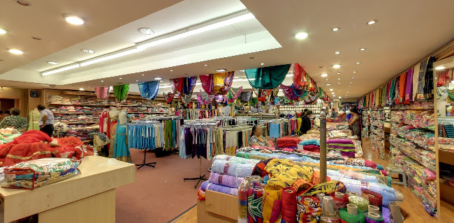 Reviews of Saree Mandir in Leicester - Clothing store