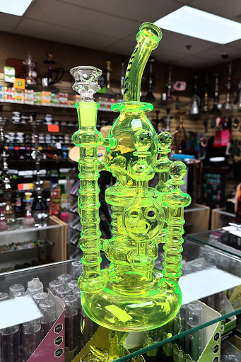 Tobacco Shop «M & I Smoke Shop», reviews and photos, 1239 S Higley Rd #104, Mesa, AZ 85206, USA