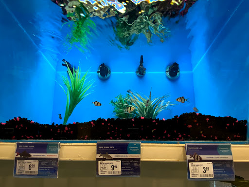 Pet Supply Store «PetSmart», reviews and photos, 5200 W Main St, Kalamazoo, MI 49009, USA