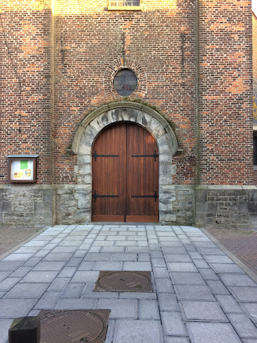 Beoordelingen van Sint-Bartholomeuskerk, Steenput in Moeskroen - Kerk