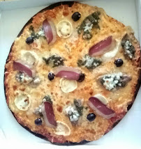 Pizza du Restaurant Ti' Snack_ Restauration rapide_Traiteur_ Plats cuisinés_ Sur Place et à Emporter_ Snack_ Pizzeria à Montmeyran - n°6