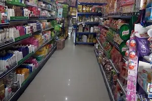 Umer Butt Kiryan Store image