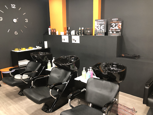 Información y opiniones sobre Peluquerias Low Cost de Barcelona