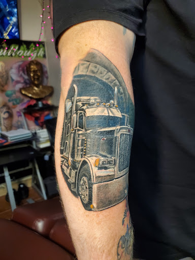 Tattoo Shop «Denton Tattoo Co», reviews and photos, 616 Fort Worth Dr, Denton, TX 76201, USA