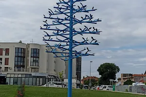 Blue Tree image