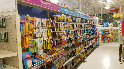 Pet Supply Store «PetSmart», reviews and photos, 3585 N Shiloh Dr, Fayetteville, AR 72703, USA