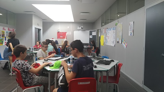 Istituto Omnicomprensivo di Marsicovetere Via Provinciale, 183, 85050 Villa D'agri PZ, Italia