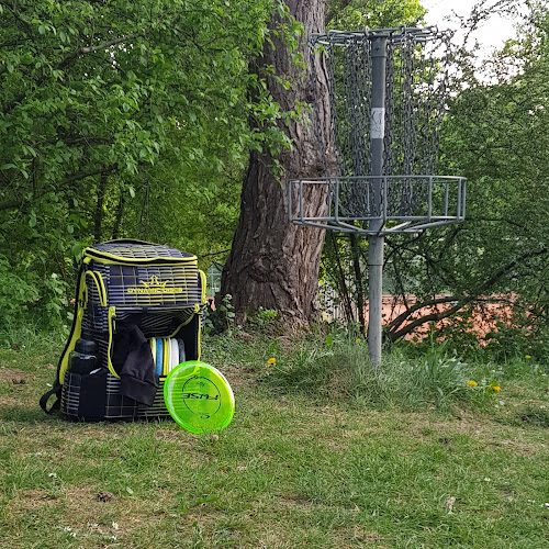 Rezensionen über Disc Golf Parcours Hardhof in Zürich - Sportstätte