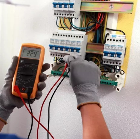 Electrician Ploiesti ( Autorizat cu calificare ANRE ) - Serviciu de instalare electrica