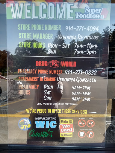 Grocery Store «Super Foodtown of Croton-on-Hudon», reviews and photos, 2005 Albany Post Rd, Croton-On-Hudson, NY 10520, USA
