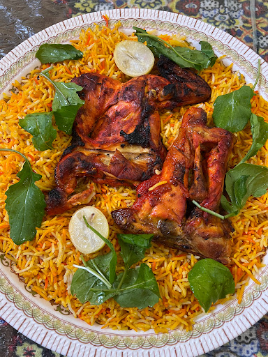 مطعم اخوان حائل 