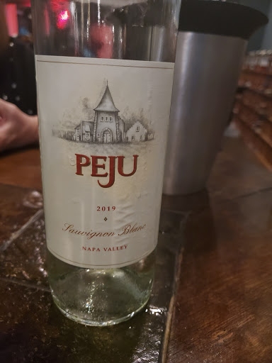 Bar «Grapeables Wine Bar & Lounge», reviews and photos, 12645 N Saguaro Blvd # 9, Fountain Hills, AZ 85268, USA