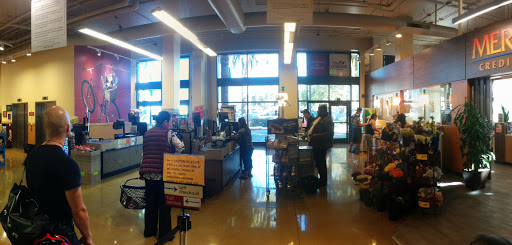 Grocery Store «Safeway Market», reviews and photos, 100 S 2nd St, San Jose, CA 95113, USA