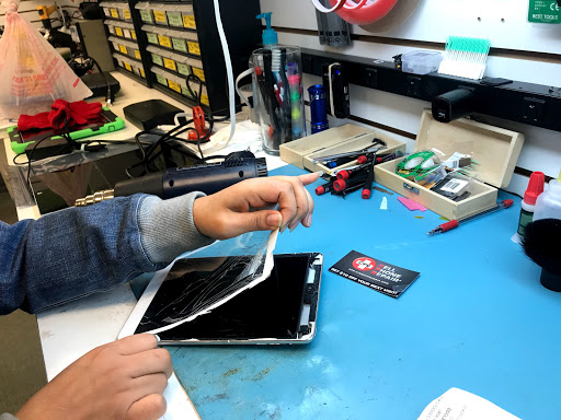 Mobile Phone Repair Shop «CPR Cell Phone Repair Horsham», reviews and photos, 314 Horsham Rd J, Horsham, PA 19044, USA