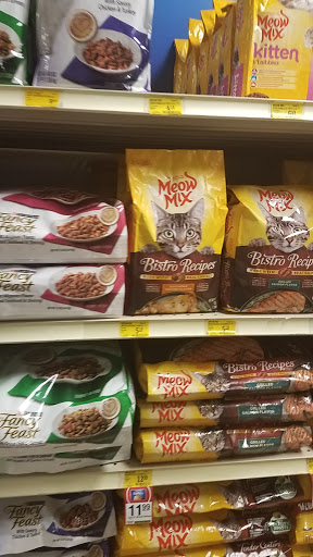 Pet Supply Store «PetSmart», reviews and photos, 1521 Golden Gate Plaza, Mayfield Heights, OH 44124, USA