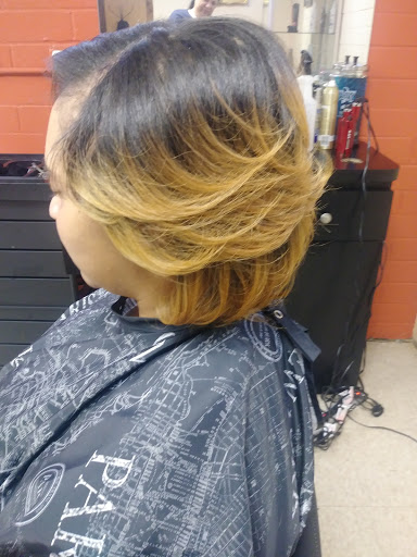 Hair Salon «Dominican Hair Salon», reviews and photos, 4409 N Tryon St G, Charlotte, NC 28213, USA