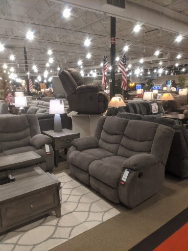 Furniture Store «Furniture Deals», reviews and photos, 14121 US-40, Kansas City, MO 64136, USA
