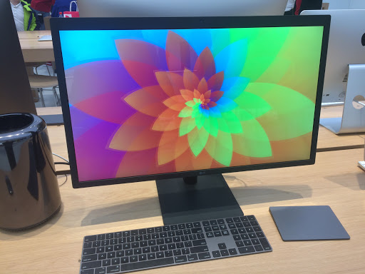 Computer Store «Apple Orland Square Mall», reviews and photos, 428 Orland Square Dr, Orland Park, IL 60462, USA