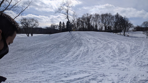 Golf Course «Huron Hills Golf Course», reviews and photos, 3465 E Huron River Dr, Ann Arbor, MI 48104, USA