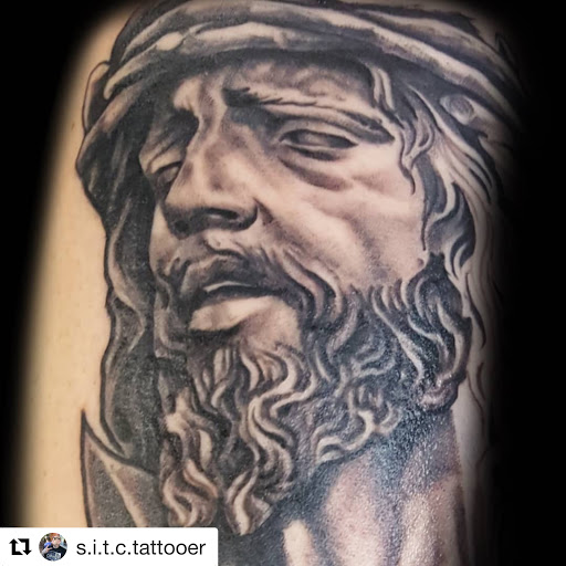 Explore rare tattoo ideas, creative tattoo ideas in Saint Louis, available at Steel and Ink Tattoo Studio