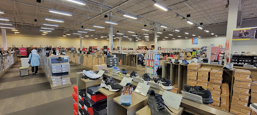Shoe Store «DSW Designer Shoe Warehouse», reviews and photos, 21001 North Tatum Boulevard, Phoenix, AZ 85050, USA