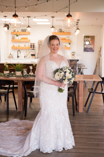 Wedding Store «Atelier Igar Bridal», reviews and photos, 723 E Dundee Rd, Arlington Heights, IL 60004, USA