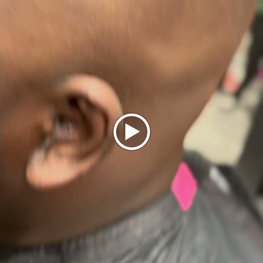 Barber Shop «Corona Barbershop Plus», reviews and photos, 94-17 37th Ave, Jackson Heights, NY 11372, USA