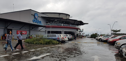 Warri Mall, Sapele Rd, Tori, Warri, Nigeria, Park, state Delta