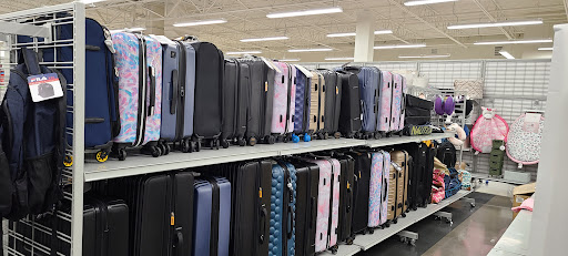 Clothing Store «Burlington Coat Factory», reviews and photos, 1965 N Pebble Creek Pkwy, Goodyear, AZ 85395, USA