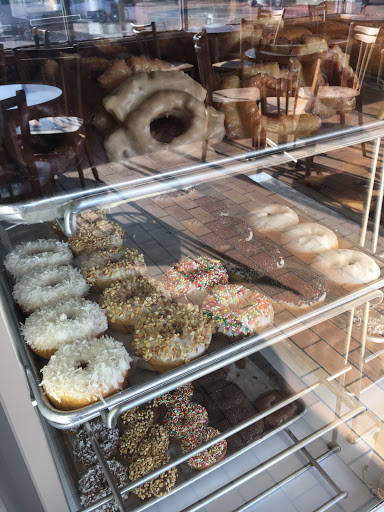 Donut Shop «Happy Donuts», reviews and photos, 1041 Gilman St, Berkeley, CA 94710, USA
