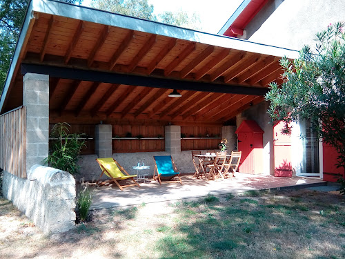 Lodge Chez Noisette Saint-Girons-d'Aiguevives