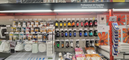 Office Supply Store «Staples», reviews and photos, 209-34 Northern Blvd, Bayside, NY 11361, USA