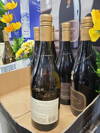 Liquor Store «Montgomery County Liquor & Wine - Hampden Lane», reviews and photos, 4920 Hampden Ln, Bethesda, MD 20814, USA