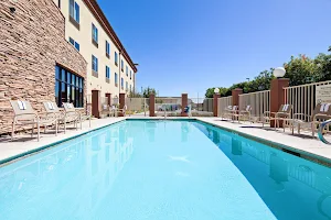 Holiday Inn Express & Suites Clovis-Fresno Area, an IHG Hotel image