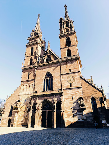 https://www.basler-bauten.ch/index.php?option=com_content&view=article&id=203:muensterplatz&catid=51&Itemid=136