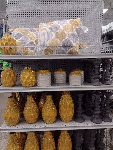 Home Goods Store «At Home», reviews and photos, 2780 Wilma Rudolph Blvd, Clarksville, TN 37040, USA